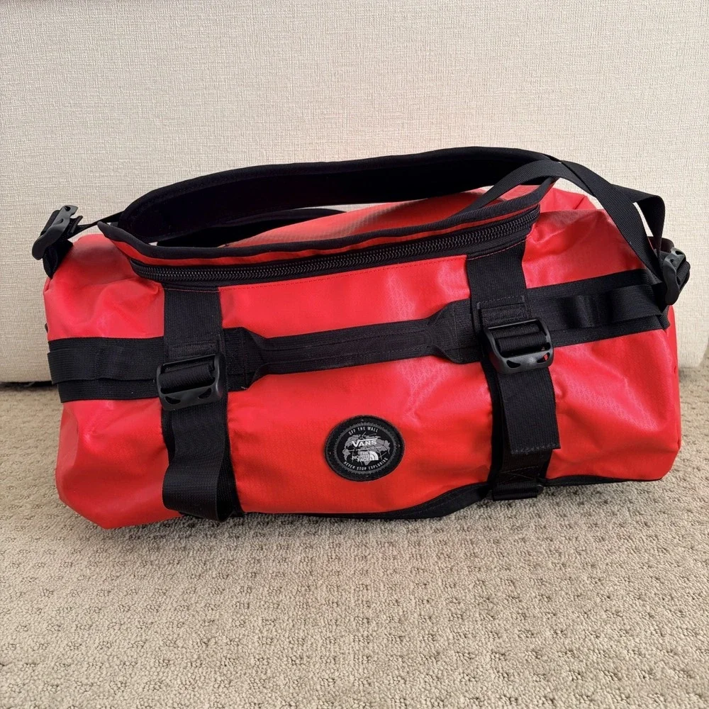VANS‎ X THE NORTH FACE BASECAMP RED DUFFEL 50L BAG W/ Travel Bag